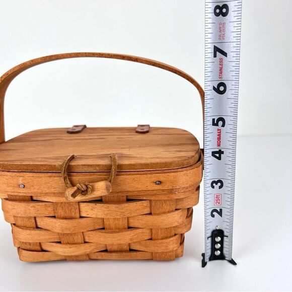 Vintage 1993 Longaberger Kiddie Purse Basket with Lid and Toggle Closure - Picture 9 of 11
